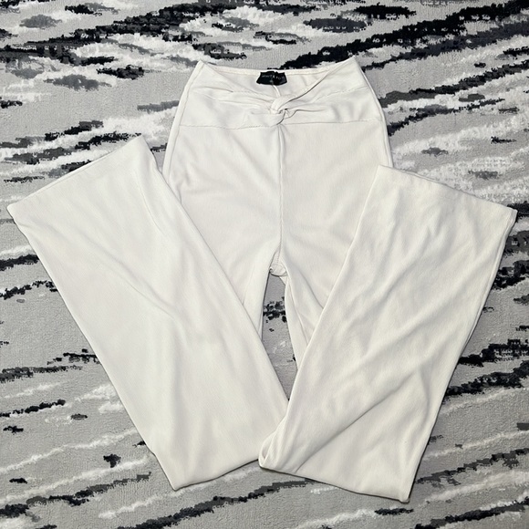 WHITEFOX , XS top, XS bottoms, Ivory/Cream - Picture 2 of 3